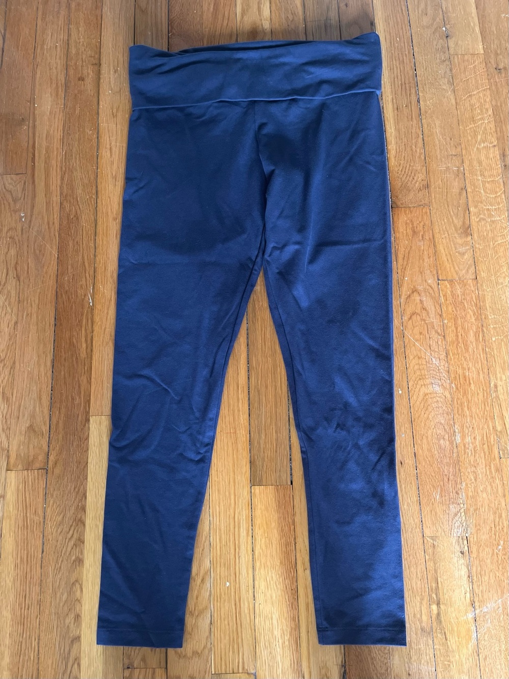 Victoria's Secret PINK brand fold-over leggings in a navy blue Sz L